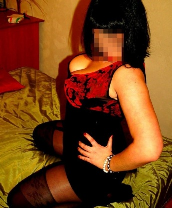 Моя креативность и чувственность подарят тебе незабываемый опыт наслаждения. В Москве я создам для тебя уютную атмосферу, где ты сможешь расслабиться и насладиться моими прекрасными формами. 🌹
Обладая разнообразными услугами, я с удовольствием предложу тебе релакс-массаж, эротический танец и многое другое. Мои нежные руки и тело прикоснутся к твоему, даря тебе настоящую блаженство.
✨ Мои умения и опыт оставляют только положительные впечатления у моих довольных клиентов. Смотрите отзывы тех, кто уже оценил мои способности их удовлетворить!
💋 Только качественные фото подчеркнут мою красоту и сексуальность. Позволь себе разделить эту нежность со мной и испытай незабываемый опыт. Жду тебя в Москве, всех поцелуев! 💋 11796, 27 лет